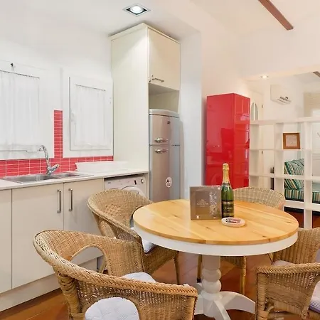Apartment Montroig 2 *